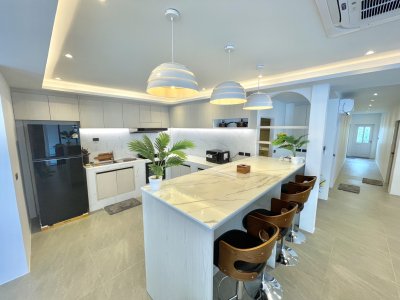 13R0141 Pool villa for rent 4 bedroom 4 bathroom 150,000/month at paklok,thalang