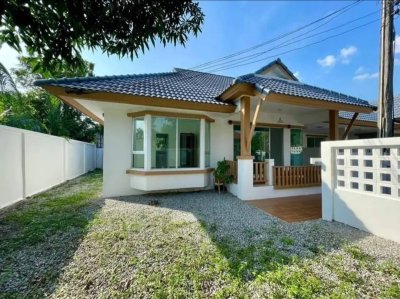 13R0151 This house for rent 3 bedroom 2 bathroom 40,000/month at paklok,thalang