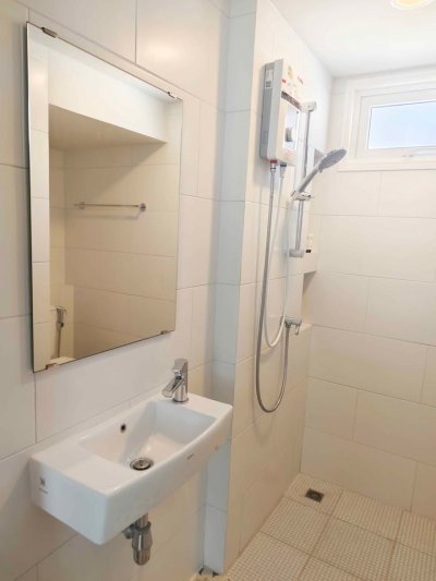 13R0162 This house for rent 4 bedroom 3 bathroom 80,000/month at paklok,thalang