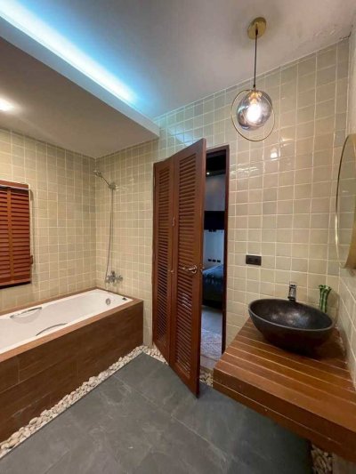 13R0182 ให้เช่า pool villa 5 ห้องนอน 5 ห้องน้ำ ราคา 110,000/เดือน โซนป่าคลอก,ถลาง