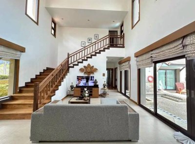 13R0186 ให้เช่า pool villa 3 ห้องนอน 4 ห้องน้ำ ราคา 180,000/เดือน โซนป่าคลอก,ถลาง