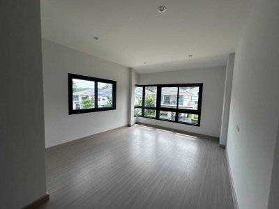 13R0204 ให้เช่าบ้านเดี่ยวสองชั้น 4 ห้องนอน 4 ห้องน้ำ ราคา 70,000/เดือน โซนป่าคลอก,ถลาง