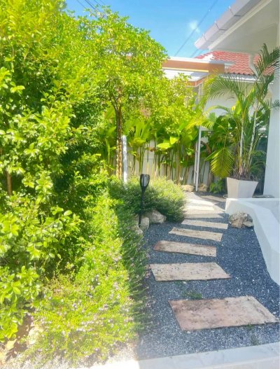 13R0209 ให้เช่าบ้านเดี่ยวชั้นเดียว 2 ห้องนอน 2 ห้องน้ำ ราคา 45,000/เดือน โซนป่าคลอก,ถลาง