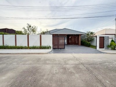 13R0221 ให้เช่า pool villa 3 ห้องนอน 4 ห้องน้ำ ราคา 120,000/เดือน โซนป่าคลอก,ถลาง