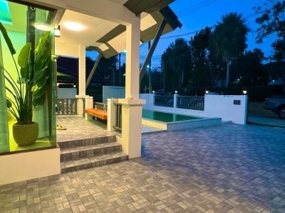 13R0233 Pool villa for rent 3 bedroom 3 bathroom 50,000/month at paklok,thalang