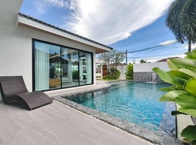13R0242 Pool villa for rent 4 bedroom 5 bathroom 150,000/month at paklok,thalang