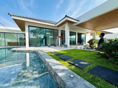 13S0063 ขายพูลวิลล่า ราคา 13,900,000 บาท 4 ห้องนอน 5 ห้องน้ำ โซนป่าคลอก,ถลาง