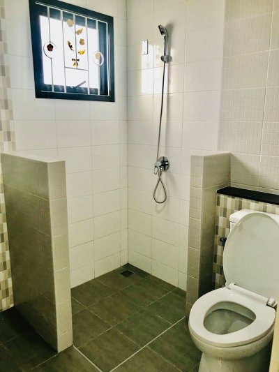 1R0021 ให้เช่าบ้านแฝดชั้นเดียว 3 ห้องนอน 2 ห้องน้ำ ราคา 20,000/เดือน โซนสนามบิน