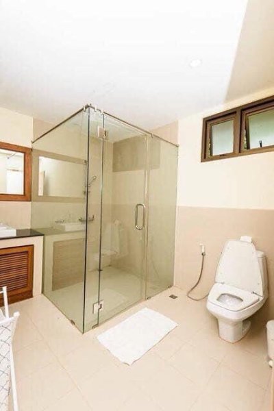 1R0097 This Seaview pool villa 3bedroom 3 bathroom 250,000/month close to Naithon beach