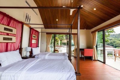 1R0097 This Seaview pool villa 3bedroom 3 bathroom 250,000/month close to Naithon beach