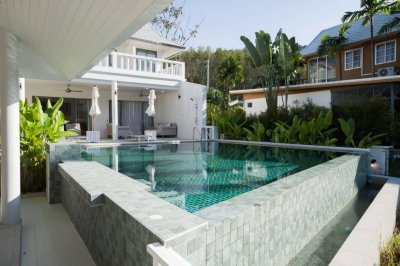 1R0109 ให้เช่า pool villa 5 ห้องนอน 4 ห้องน้ำ ราคา 175,000/เดือน โซนสนามบิน