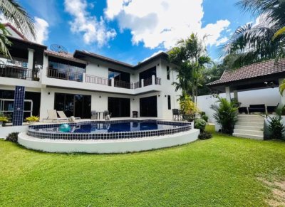 1R0137 Pool villa for rent 4bedrooms 4bathrooms 120,000/month near phuket airport