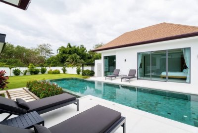 1R0149 Pool villa for rent 4 bedroom 4 bathroom 150,000/month near phuket airport have fully furnished