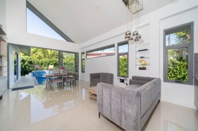 1R0163 ให้เช่า pool villa 2 ห้องนอน 2 ห้องน้ำ ราคา 60,000/เดือน โซนสนามบิน