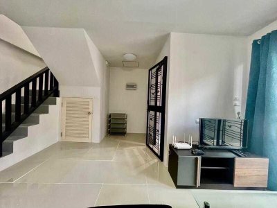 1R0172 ให้เช่าบ้านแฝดสองชั้น 2 ห้องนอน 2 ห้องน้ำ ราคา 20,000/เดือน โซนสนามบิน