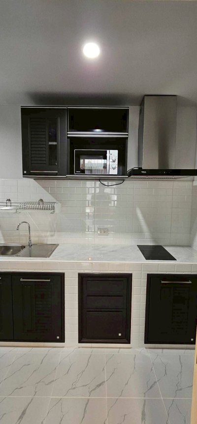 1R0175 ให้เช่าบ้านแฝดชั้นเดียว 2 ห้องนอน 2 ห้องน้ำ ราคา 23,000/เดือน โซนสนามบิน