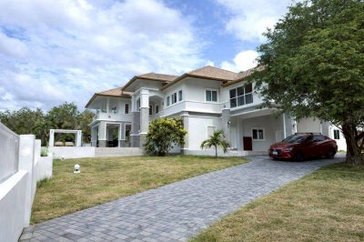 1R0176 Pool villa for rent 7 bedroom 8 bathroom 280,000/month near airport