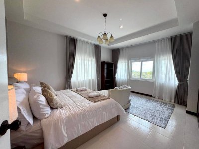 1R0176 Pool villa for rent 7 bedroom 8 bathroom 280,000/month near airport