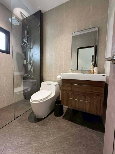 1R0178 ให้เช่า pool villa 2 ห้องนอน 2 ห้องน้ำ ราคา 70,000/เดือน โซนสนามบิน