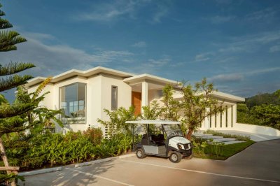 1S0017 This house for sale 65,600,000 baht 4 bedroom 4 bathroom near airport