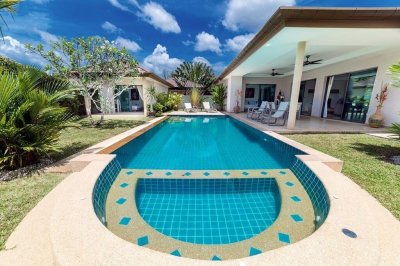 2R0040 ให้เช่า pool villa 4 ห้องนอน 3 ห้องน้ำ ราคา 200,000/เดือน โซนเชิงทะเล,ถลาง