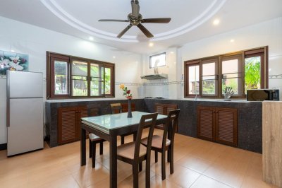 2R0052 This house for rent 3bedrooms 2bathrooms 35,000/month at cherng talay,thalang