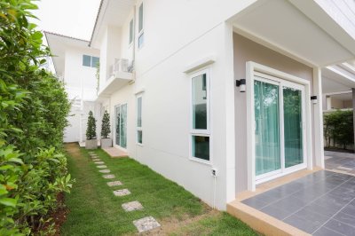 2R0107 ให้เช่าบ้านเดี่ยวสองชั้น 3 ห้องนอน 3 ห้องน้ำ ราคา 58,000/เดือน โซนเชิงทะเล,ถลาง