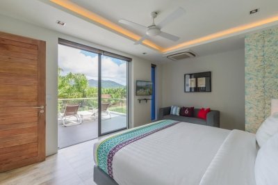 2R0279 This pool villa 5 bedroom 4 bathroom 250,000/month the house location at cherng talay,thalang