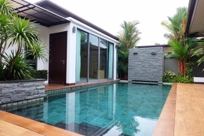 2R0298 This pool villa 3bedroom 3bathroom 120,000/month the house location at cherng talay,thalang