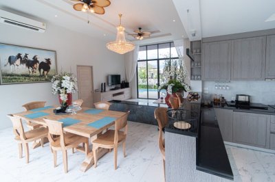 2R0310 ให้เช่า pool villa 4ห้องนอน 4ห้องน้ำ ราคา 185,000/เดือน โซนเชิงทะเล,ถลาง