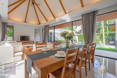 2R0327 Pool villa for rent 3bedroom 4bathroom 160,000/month the house location at cherng talay,thalang