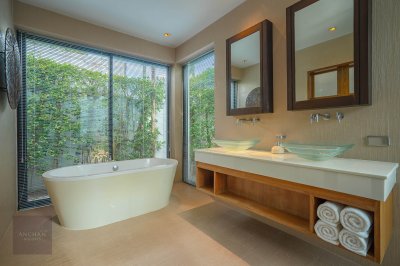 2R0327 Pool villa for rent 3bedroom 4bathroom 160,000/month the house location at cherng talay,thalang