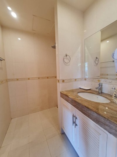 2R0456 อพาร์ทเม้นท์ให้เช่า studio room ให้เช่าเดือนละ 20,000 บาท โซนเชิงทะเล,ถลาง 2R0456 อพาร์ทเม้นท์ให้เช่า studio room ให้เช่าเดือนละ 20,000 บาท โซนเชิงทะเล,ถลาง