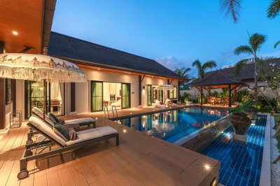 2R0653 ให้เช่า pool villa 4 ห้องนอน 4ห้อง น้ำราคา 220,000/เดือน โซนเชิงทะเล , ถลาง