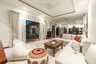 2R0653 ให้เช่า pool villa 4 ห้องนอน 4ห้อง น้ำราคา 220,000/เดือน โซนเชิงทะเล , ถลาง