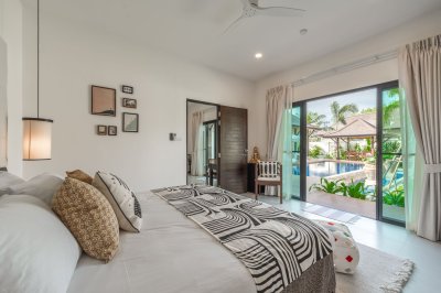 2R0653 ให้เช่า pool villa 4 ห้องนอน 4ห้อง น้ำราคา 220,000/เดือน โซนเชิงทะเล , ถลาง