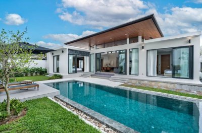 2R0679 This luxury pool villa 3 bedroom 3 bathroom size 350 sq.m. 275,000/month the house location at Cherng Talay