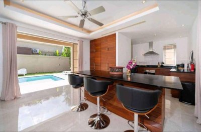 2R0689 ให้เช่า pool villa 2 ห้องนอน 3 ห้องน้ำ ราคา 120,000/เดือน โซนเชิงทะเล,ถลาง