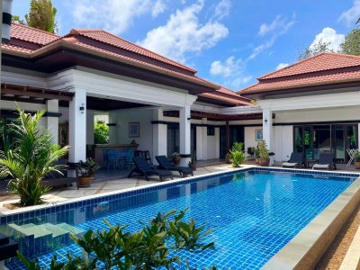 2R0695 ให้เช่า pool villa 4 ห้องนอน 5 ห้องน้ำ ราคา 200,000/เดือน โซนเชิงทะเล,ถลาง
