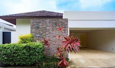 2R0696 Pool villa for rent 3bedrooms 3bathrooms 150,000/month at cherng talay,thalang