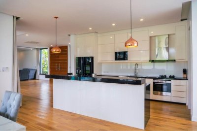 2R0699 ให้เช่า pool villa 4ห้องนอน 5ห้องน้ำ ราคา 420,000/เดือน โซนเชิงทะเล,ถลาง