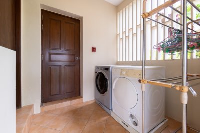 2R0701 ให้เช่า pool villa 4ห้องนอน 5ห้องน้ำ ราคา 370,000/เดือน โซนเชิงทะเล,ถลาง