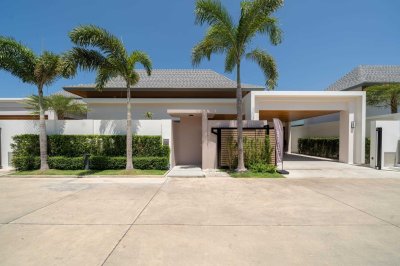 2R0755 Pool villa for rent 4bedroom 5bathroom 300,000/month at cherngtalay,thalang