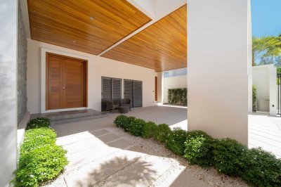 2R0755 Pool villa for rent 4bedroom 5bathroom 300,000/month at cherngtalay,thalang