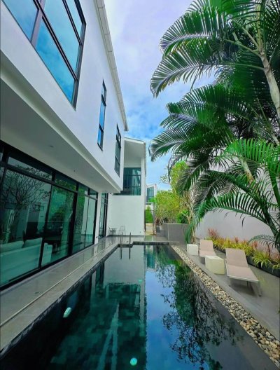 2R0786 ให้เช่า pool villa 3 ห้องนอน 3 ห้องน้ำ ราคา 135,000/เดือน โซนเชิงทะเล,ถลาง