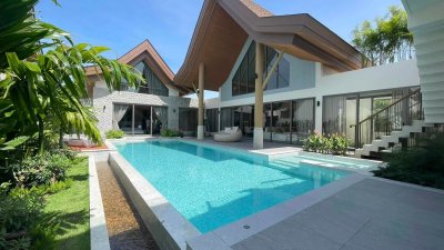2R0789 Pool villa for rent 4 bedroom 4 bathroom 350,000/month at cherngtalay,thalang