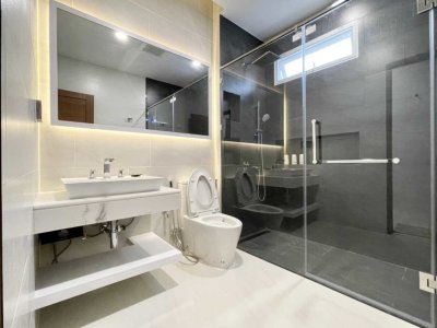 2R0884 ให้เช่า pool villa 4 ห้องนอน 5 ห้องน้ำ ราคา 220,000/เดือน โซนเชิงทะเล,ถลาง