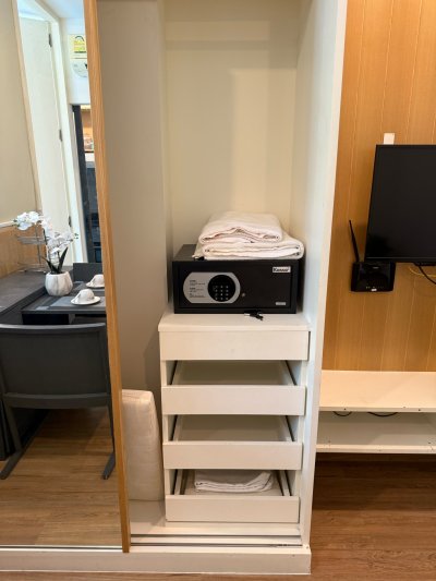 2R0914 คอนโดมิเนียม ห้องสตูดิโอ ให้เช่าเดือนละ 22,000 บาท โซนเชิงทะเล,ถลาง 2R0914 คอนโดมิเนียม ห้องสตูดิโอ ให้เช่าเดือนละ 22,000 บาท โซนเชิงทะเล,ถลาง