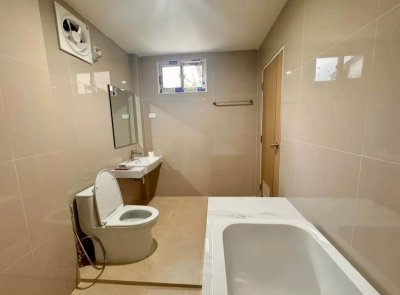 2R0926 ให้เช่าบ้านเดี่ยวชั้นเดียว 3 ห้องนอน 2 ห้องน้ำ ราคา 60,000/เดือน โซนเชิงทะเล,ถลาง 2R0926 ให้เช่าบ้านเดี่ยวชั้นเดียว 3 ห้องนอน 2 ห้องน้ำ ราคา 60,000/เดือน โซนเชิงทะเล,ถลาง