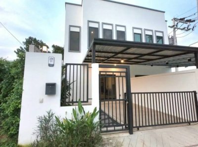 2R0927 This house for rent 2 bedroom 3 bathroom 40,000/month at cherngtalay,thalang